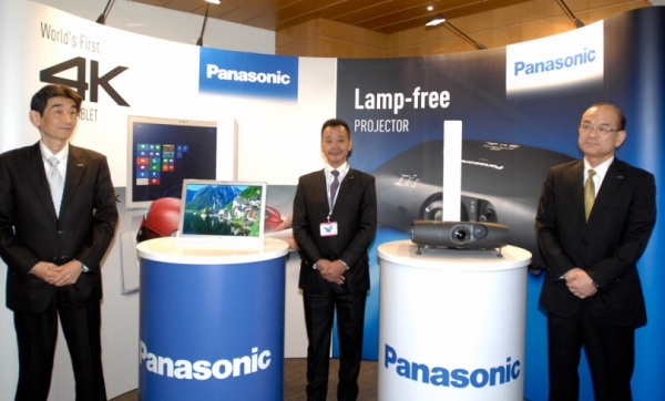В ассортименте Panasonic появился первый проектор с поддержкой 4K+