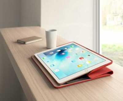 Logitech выпускает чехол-клавиатуру с подсветкой для iPad Pro