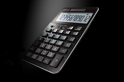 Casio создал калькулятор класса люкс