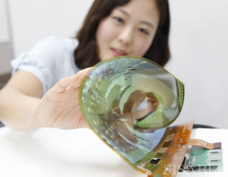 LG Display покажет сворачиваемые OLED-дисплеи на CES 2016